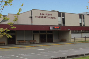 ディー・ダブリュー・ポピー・セカンダリースクール（バンクーバー）/D.W. Poppy Secondary School