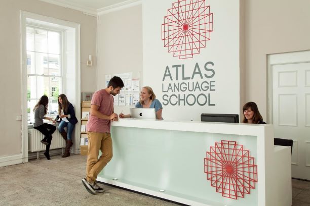 アトラス・ランゲージ・スクール (Atlas Language School) ダブリン